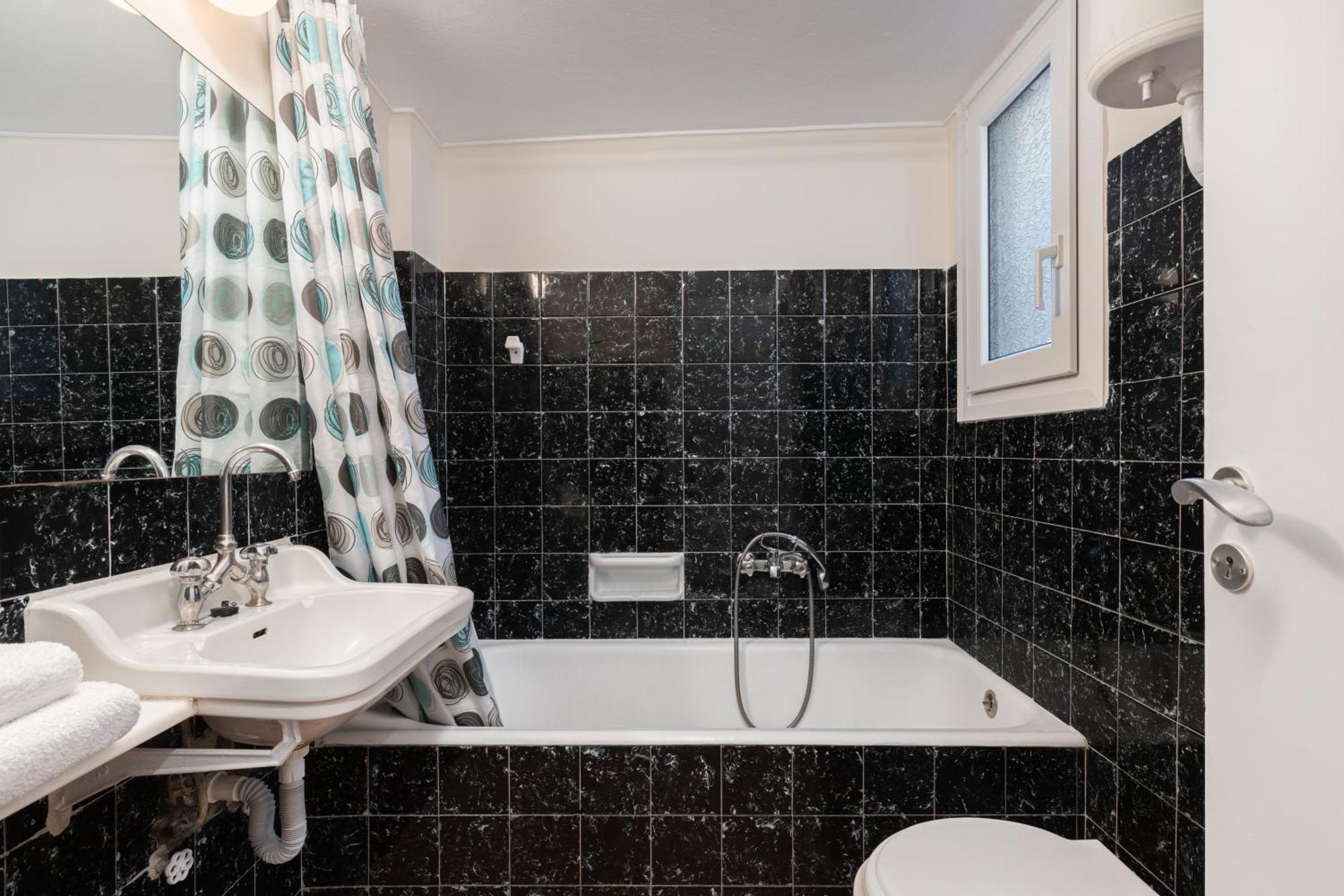 אתונה Lovely Apartment In Exarcheia מראה חיצוני תמונה
